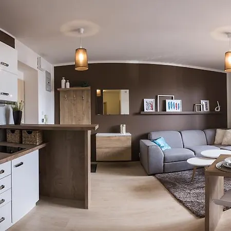 Apartment Apartman Zara